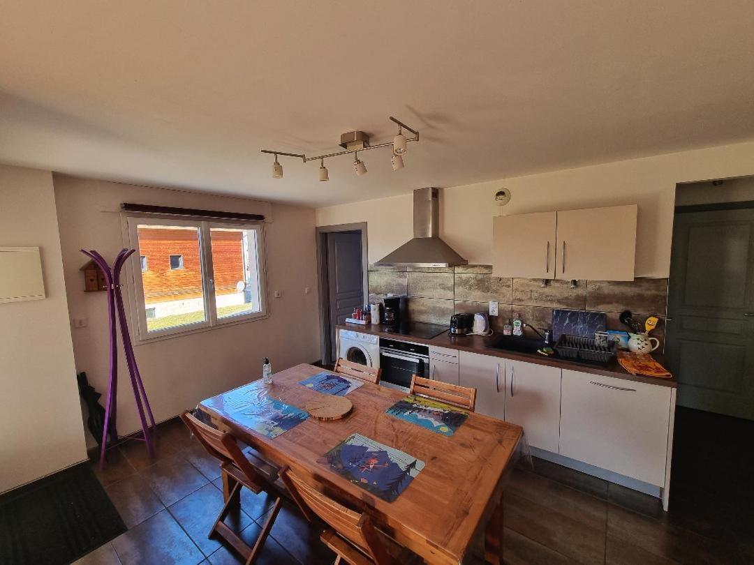 Magnifique Appartement A La Montagne Classe 4 Etoiles Chapelle-des-Bois Luaran gambar