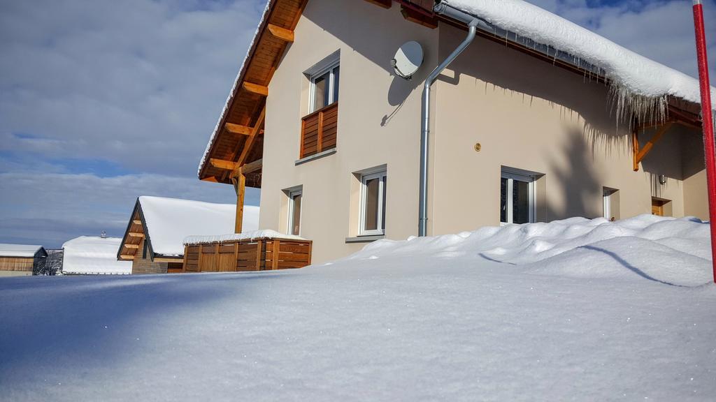 Magnifique Appartement A La Montagne Classe 4 Etoiles Chapelle-des-Bois Luaran gambar
